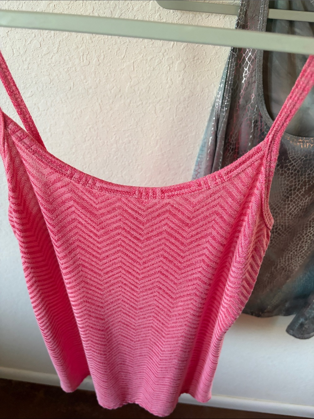 2 BKE Tank Tops - Picture 5 of 9